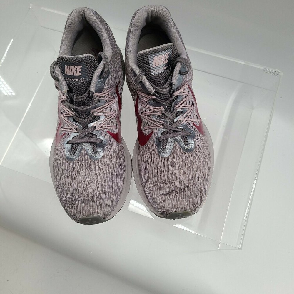 Nike Air Zoom Winflo 5 Women’s‎ Size 7.5 in Gunsmoke True Berry BV6136-001
